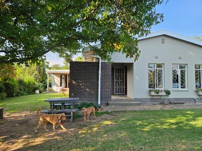 House For Sale in Dundee, Dundee