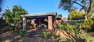 Cottage For Sale in Dundee, Dundee